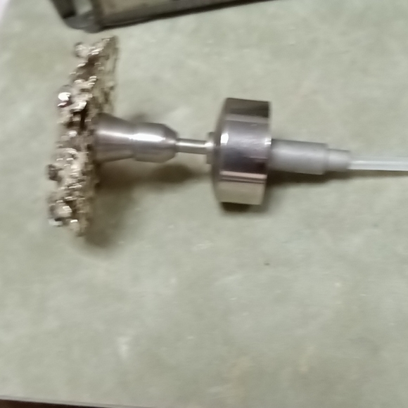 1959 DeVILBISS PERFUME ATOMIZER MURANO TORSO WHITE SWIRL ,JEWEL FILIGREE TOP - Picture 6 of 7